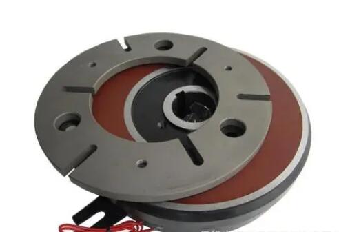 �Ϸ�늴��x�����r����Σ���ʽ늴��x���������c