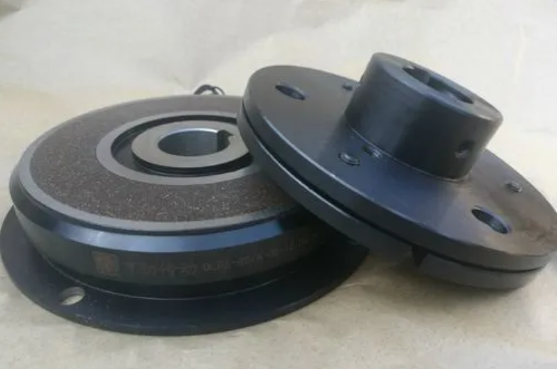 ����늴��x�����r���˂���ʮ���P(gu��n)ע��