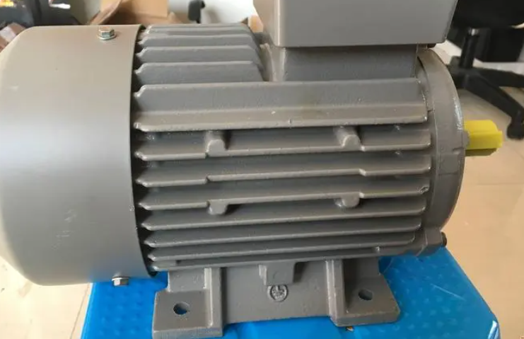 ����(d��ng)늙C(j��)ǰ�z�鹤������Щ������