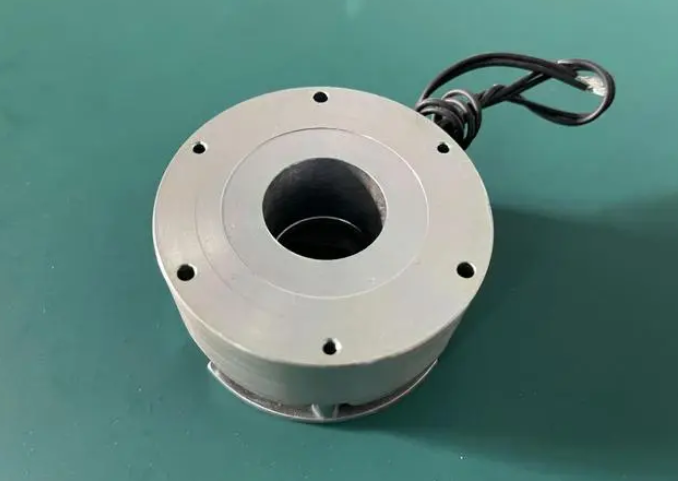 �c��ͨ�Ƅ�(d��ng)����ȣ��ŷ�늙C(j��)�Ƅ�(d��ng)����ʲô��ͬ��